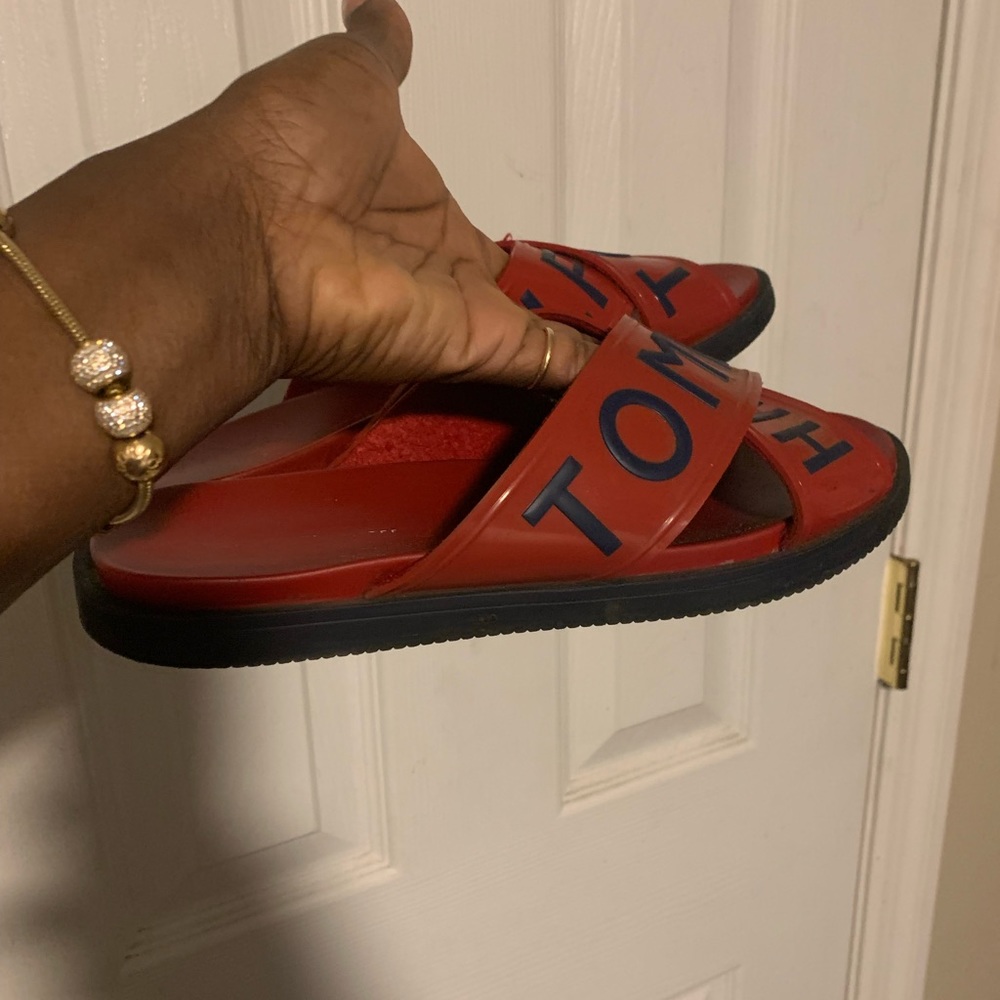 Tommy Hilfiger women’s slides